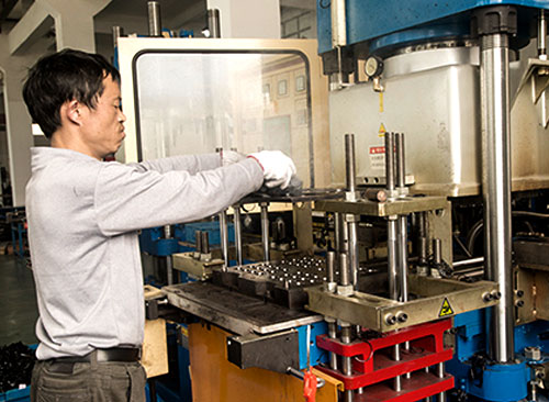 生產(chǎn)設(shè)備